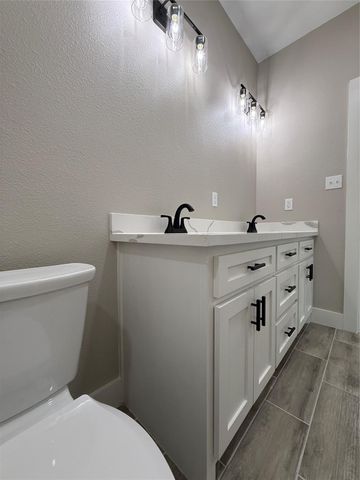 865 Dundee, Vidor, TX 77662