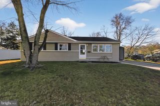 15 WINSLOW RD, Sewell, NJ 08080