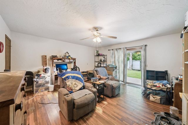 16714 S 241st East Avenue, Coweta, OK 74429