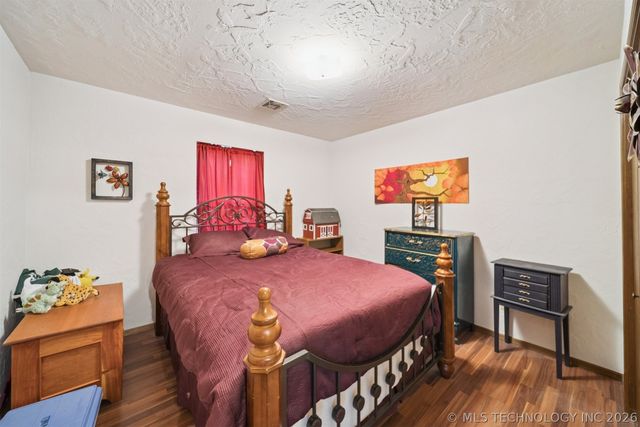 16714 S 241st East Avenue, Coweta, OK 74429