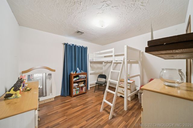 16714 S 241st East Avenue, Coweta, OK 74429