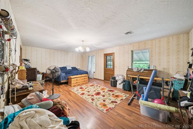 16714 S 241st East Avenue, Coweta, OK 74429
