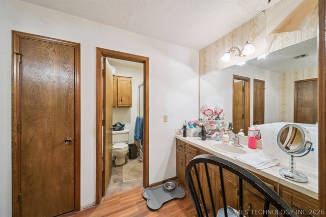 16714 S 241st East Avenue, Coweta, OK 74429