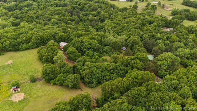 16714 S 241st East Avenue, Coweta, OK 74429
