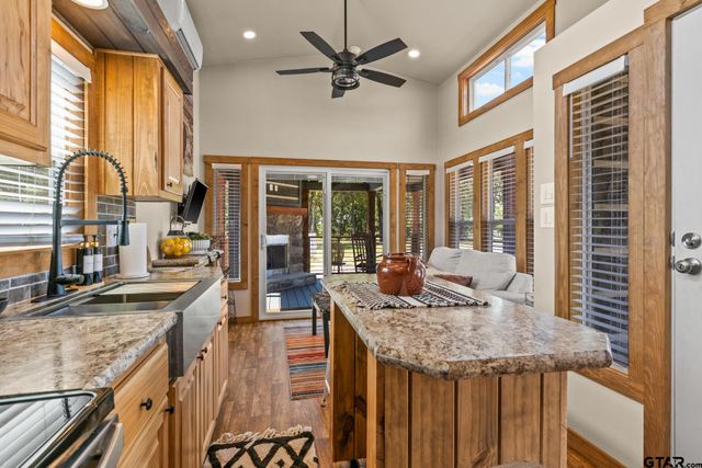 50 County Road 3227 Unit 91, Mt Pleasant, TX 75455