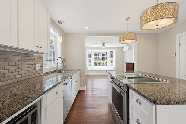 39 Johnston Avenue 1, Northbridge, MA 01588