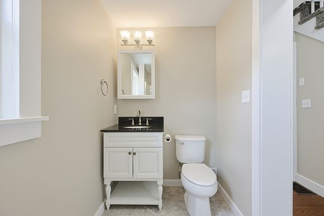 39 Johnston Avenue 1, Northbridge, MA 01588