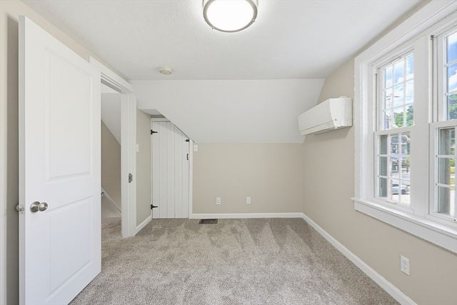 39 Johnston Avenue 1, Northbridge, MA 01588