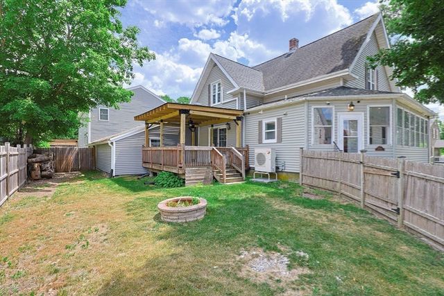 39 Johnston Avenue 1, Northbridge, MA 01588
