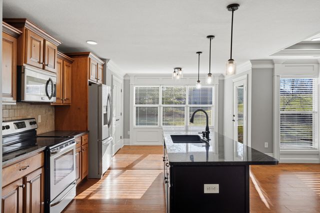 5504 SATINWOOD CT, Columbia, MO 65203