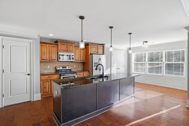 5504 SATINWOOD CT, Columbia, MO 65203