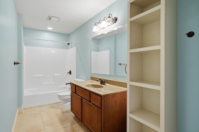 5504 SATINWOOD CT, Columbia, MO 65203