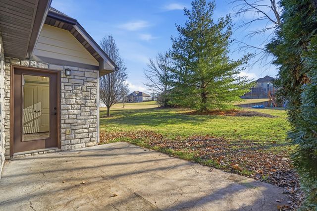 5504 SATINWOOD CT, Columbia, MO 65203