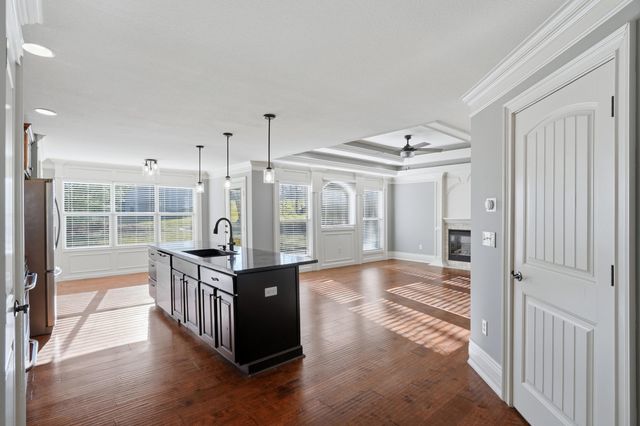 5504 SATINWOOD CT, Columbia, MO 65203