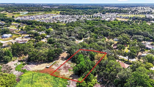 5355 BERNADETTE DR, Zephyrhills, FL 33541