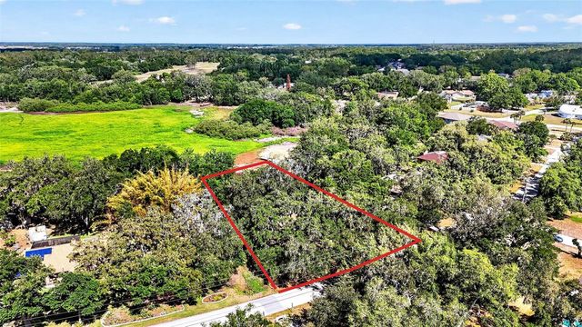 5355 BERNADETTE DR, Zephyrhills, FL 33541
