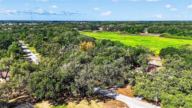 5355 BERNADETTE DR, Zephyrhills, FL 33541