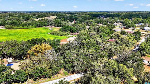5355 BERNADETTE DR, Zephyrhills, FL 33541