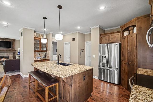 8209 NE 103rd Street, Kansas City, MO 64157
