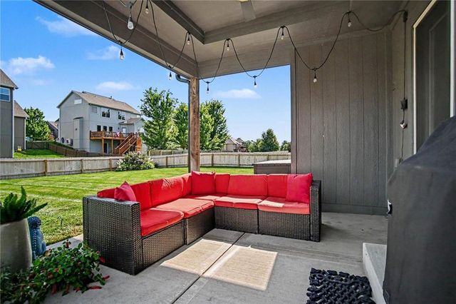 8209 NE 103rd Street, Kansas City, MO 64157