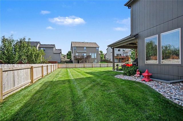 8209 NE 103rd Street, Kansas City, MO 64157