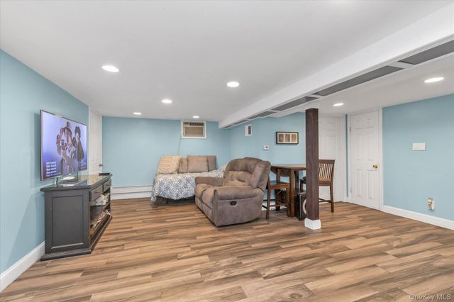 163 Hoffman Street, Franklin Square, NY 11010