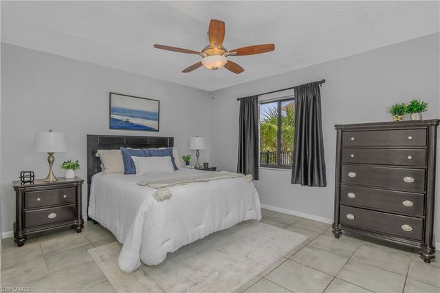 4112 19th PL 104, Cape Coral, FL 33904