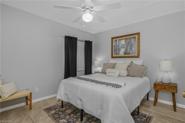 4112 19th PL 104, Cape Coral, FL 33904