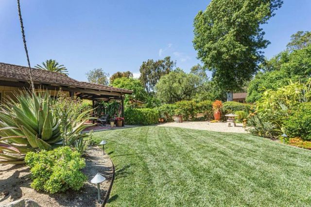 5770 El Montevideo, Rancho Santa Fe, CA 92067