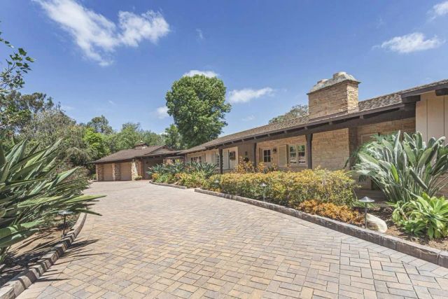 5770 El Montevideo, Rancho Santa Fe, CA 92067
