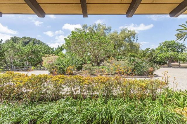 5770 El Montevideo, Rancho Santa Fe, CA 92067
