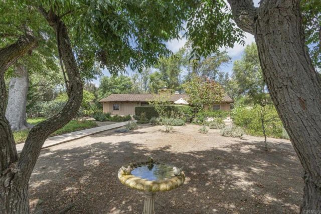5770 El Montevideo, Rancho Santa Fe, CA 92067