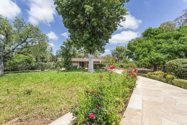 5770 El Montevideo, Rancho Santa Fe, CA 92067