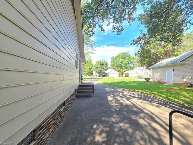 6509 River Hills Drive, Greensboro, NC 27410