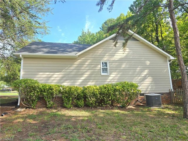 6509 River Hills Drive, Greensboro, NC 27410