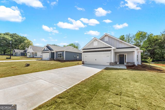 109 Cottage Grove Circle, Eatonton, GA 31024