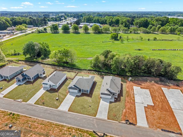 109 Cottage Grove Circle, Eatonton, GA 31024