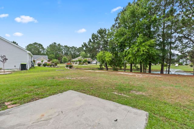 957 Bellflower Dr., Longs, SC 29568