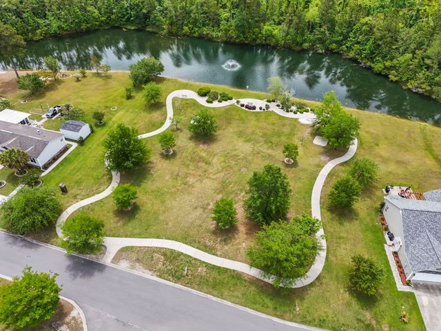 957 Bellflower Dr., Longs, SC 29568