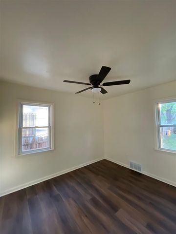 20495 Mendota Street, Detroit, MI 48221