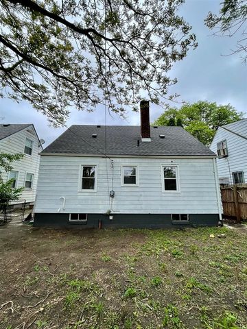 20495 Mendota Street, Detroit, MI 48221