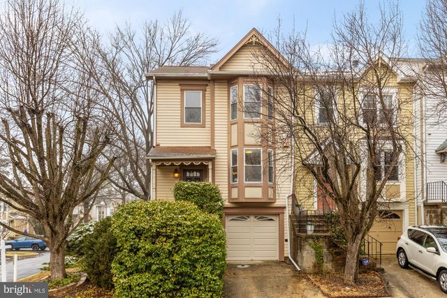 2890 SCHOOLHOUSE CIR, Silver Spring, MD 20902
