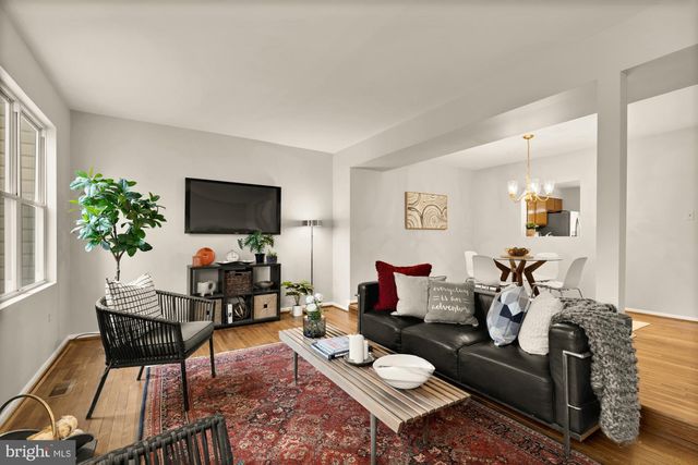 2890 SCHOOLHOUSE CIR, Silver Spring, MD 20902