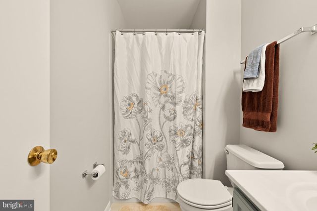 2890 SCHOOLHOUSE CIR, Silver Spring, MD 20902