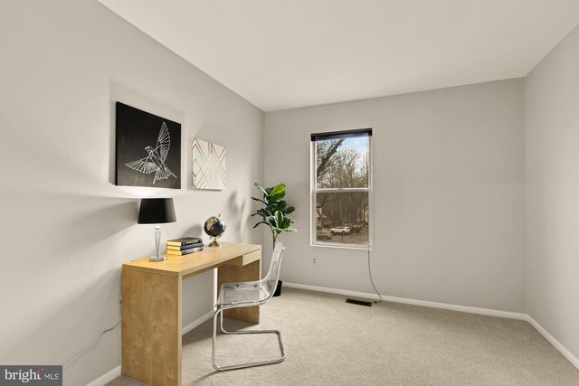 2890 SCHOOLHOUSE CIR, Silver Spring, MD 20902