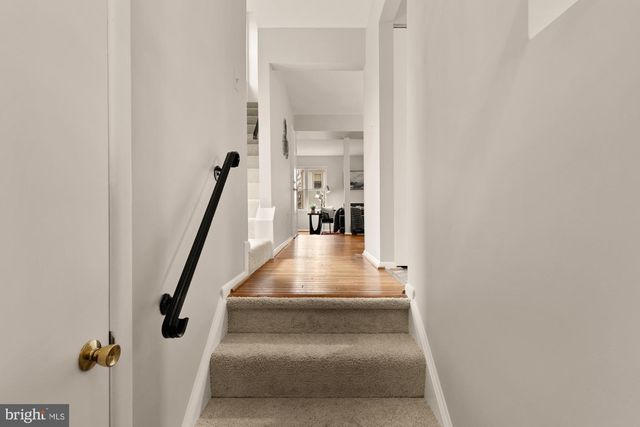 2890 SCHOOLHOUSE CIR, Silver Spring, MD 20902