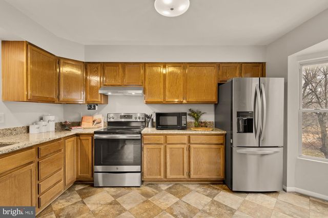 2890 SCHOOLHOUSE CIR, Silver Spring, MD 20902