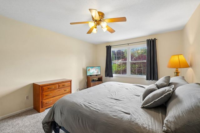 6338 Dalton Ridge, Hamburg Twp, MI 48116