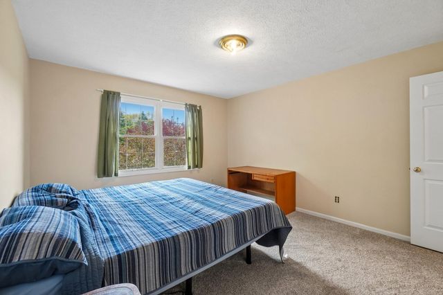 6338 Dalton Ridge, Hamburg Twp, MI 48116