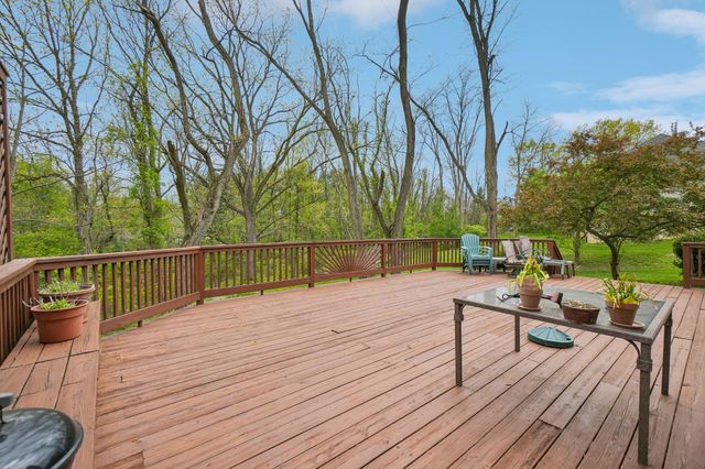 6338 Dalton Ridge, Hamburg Twp, MI 48116